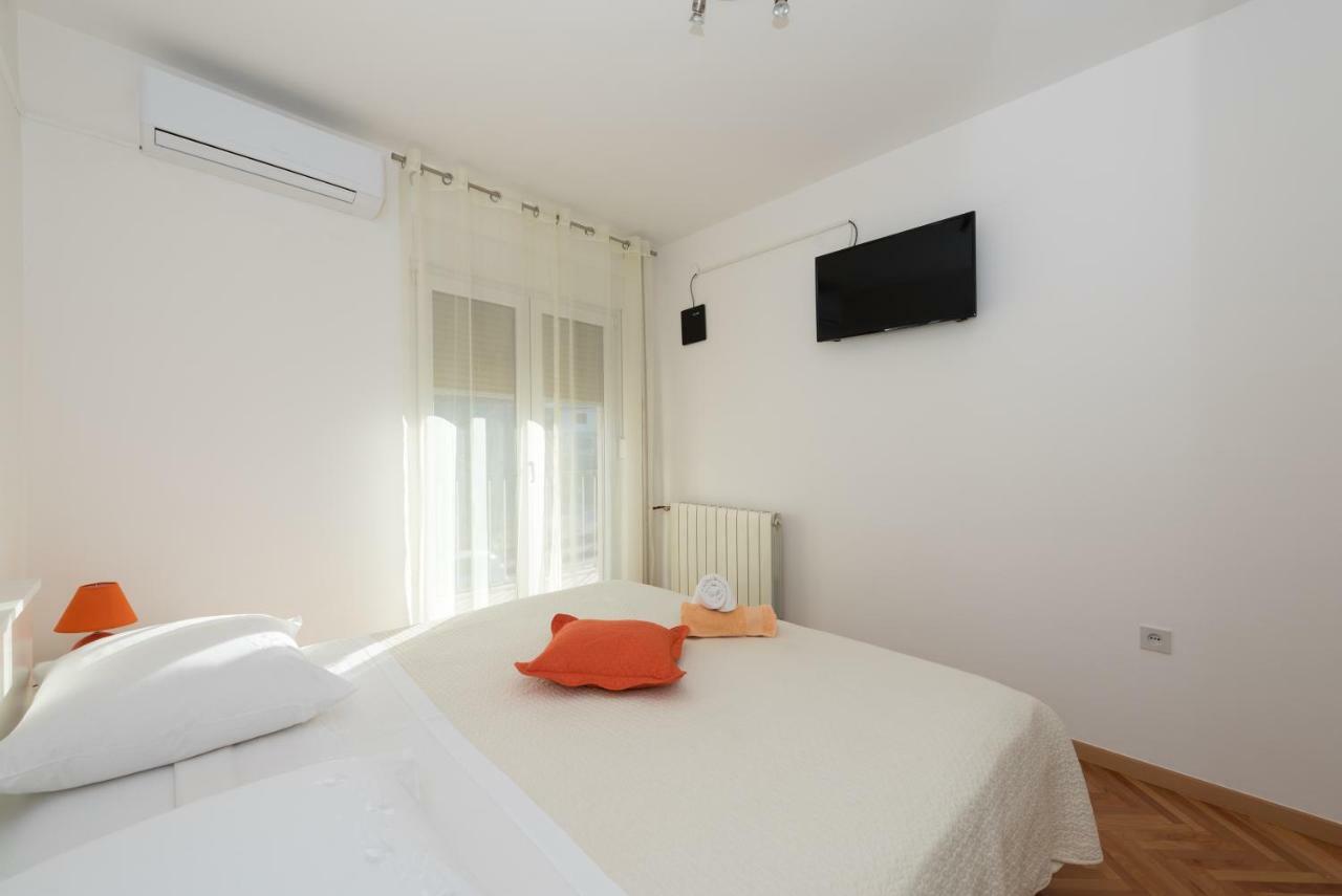 Apartments Pericic Podstrana Exterior foto